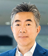森本典繁氏