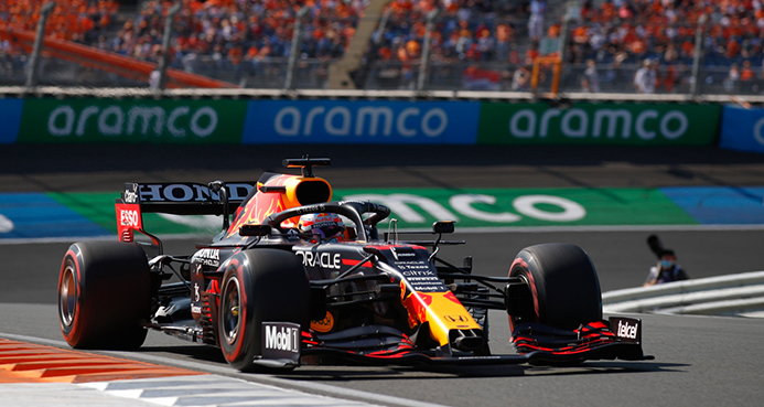 ホンダ出場の F1 レース” width=